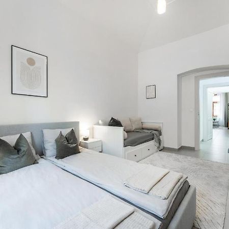 Nice Apartman In New Town Prague Apartment Exterior photo